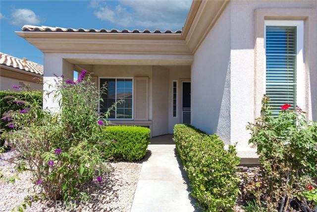 Detail Gallery Image 4 of 37 For 6181 Solama Way, Banning,  CA 92220 - 2 Beds | 2 Baths
