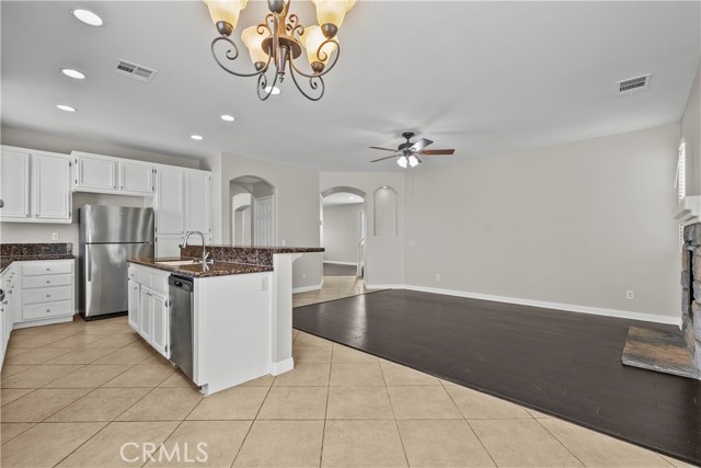 Detail Gallery Image 18 of 42 For 5741 Spice, Lancaster,  CA 93536 - 3 Beds | 2 Baths