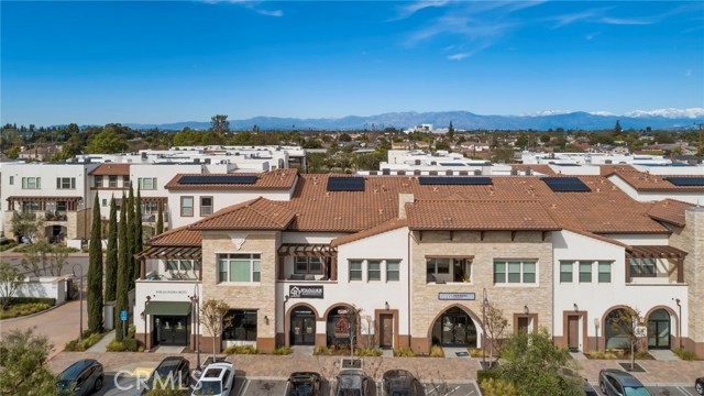 Detail Gallery Image 2 of 61 For 9339 Alondra Bld #2,  Bellflower,  CA 90706 - 3 Beds | 4 Baths