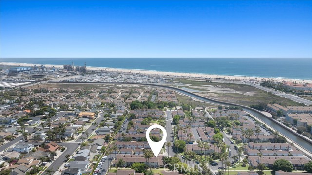 8195 Pawtucket Drive, Huntington Beach CA: https://media.crmls.org/medias/c96ac120-484d-4035-92a6-7dee50309176.jpg