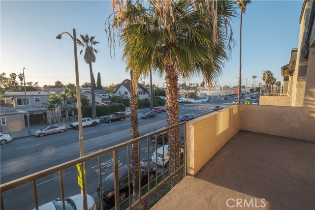 Detail Gallery Image 31 of 34 For 1140 Pacific Ave #20,  Long Beach,  CA 90813 - 2 Beds | 2 Baths