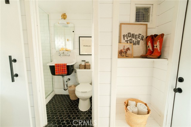 Detail Gallery Image 34 of 47 For 2810 Painted Post Pass, Pioneertown,  CA 92268 - 2 Beds | 3 Baths