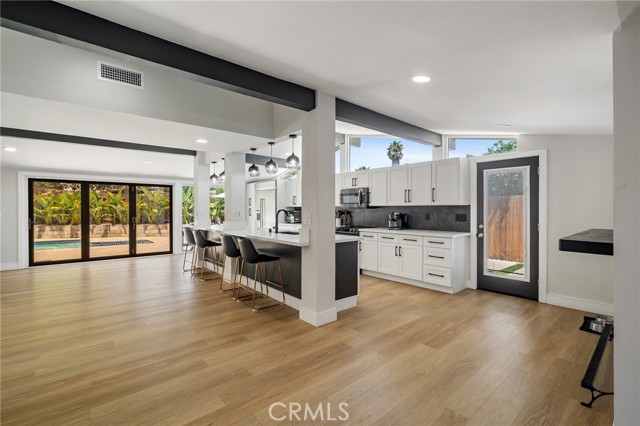 19945 Gresham Street, Northridge CA: https://media.crmls.org/medias/c96d689c-8b85-4e1e-815c-9ace96dca665.jpg