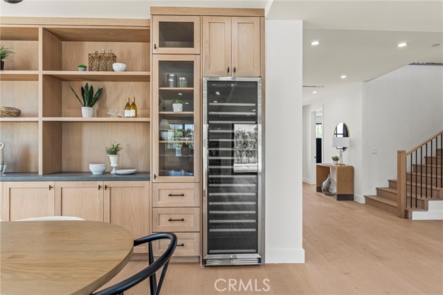 Detail Gallery Image 14 of 51 For 5258 Lemona Ave, Sherman Oaks,  CA 91411 - 4 Beds | 5 Baths