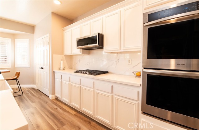 Detail Gallery Image 11 of 26 For 5574 Alexandria Ave, Corona,  CA 92880 - 4 Beds | 2 Baths