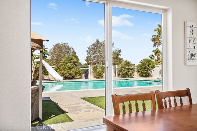 Detail Gallery Image 28 of 72 For 10978 El Centro Rd, Oak Hills,  CA 92344 - 4 Beds | 3 Baths