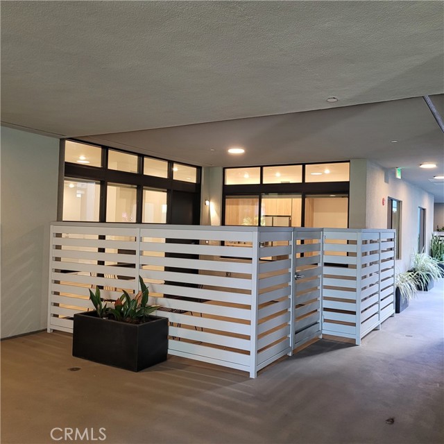 Detail Gallery Image 37 of 45 For 178 S Euclid Ave #202,  Pasadena,  CA 91101 - 2 Beds | 2 Baths