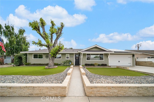 2316 Marshall Avenue photo 1