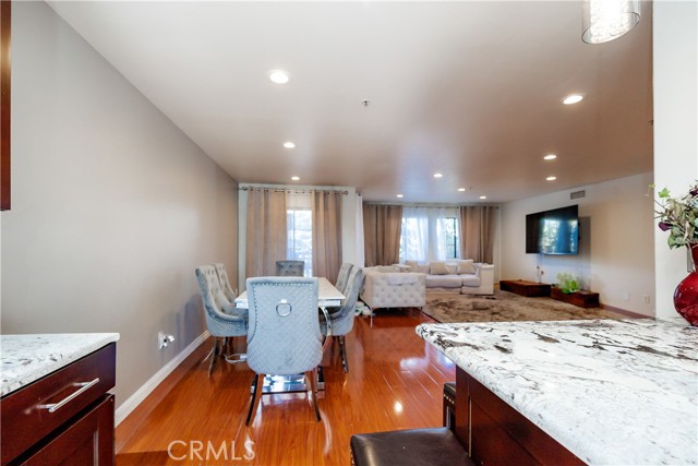 Detail Gallery Image 9 of 30 For 10894 Olinda St #224,  Sun Valley,  CA 91352 - 2 Beds | 2 Baths