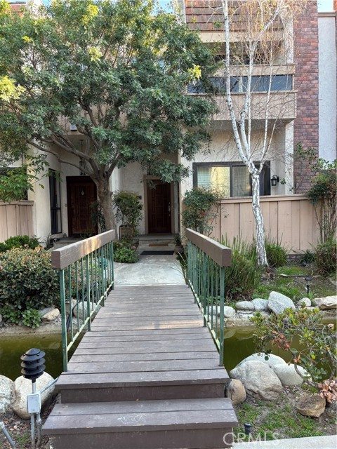 5533 Edward E Horton Lane, Encino CA: https://media.crmls.org/medias/c97422ac-4100-428d-8513-8c5e66e0b40f.jpg