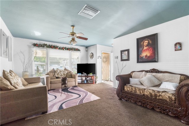 Detail Gallery Image 5 of 28 For 612 W 36th, San Bernardino,  CA 92405 - 2 Beds | 1 Baths