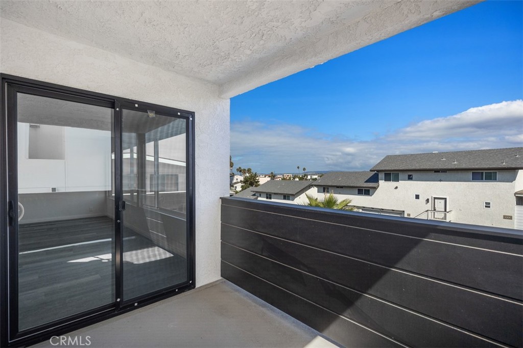 MLS #OC25198986 image #10