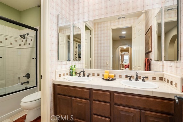 Detail Gallery Image 30 of 38 For 218 Clayton Parkinson Ct, Fallbrook,  CA 92028 - 3 Beds | 2/1 Baths