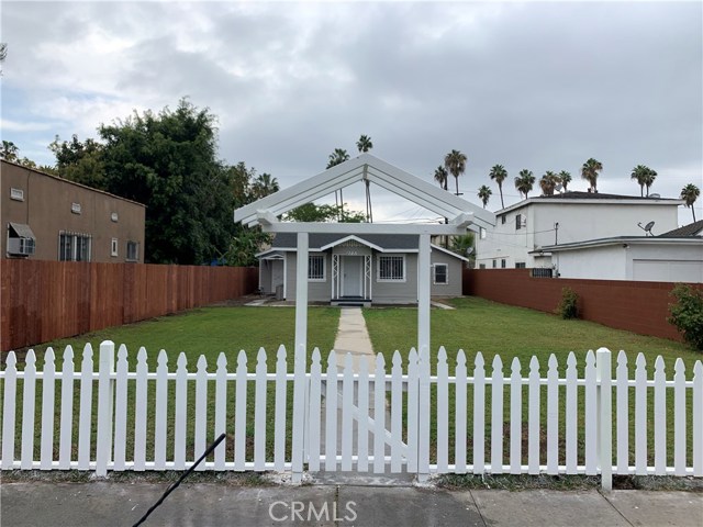 2029 Lemon Ave, Long Beach, CA 90806