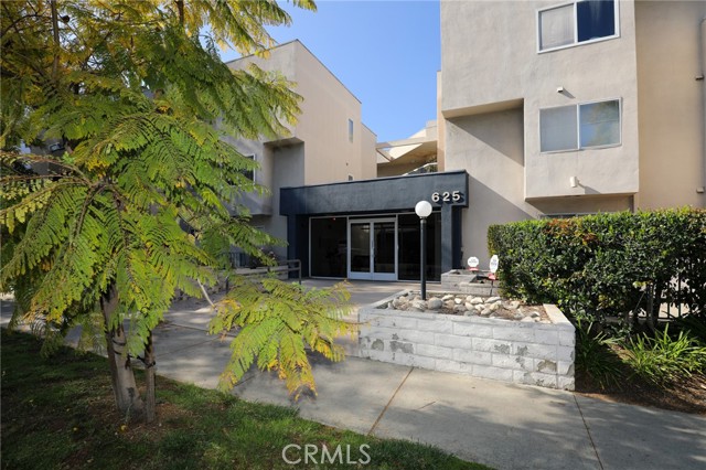 Detail Gallery Image 1 of 35 For 625 E Del Mar Bld #306,  Pasadena,  CA 91101 - 2 Beds | 2 Baths