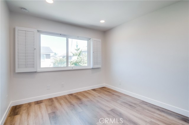 15562 Wild Cherry Circle, Huntington Beach CA: https://media.crmls.org/medias/c97606f8-f5f9-4bb1-9c42-327c6c28a469.jpg