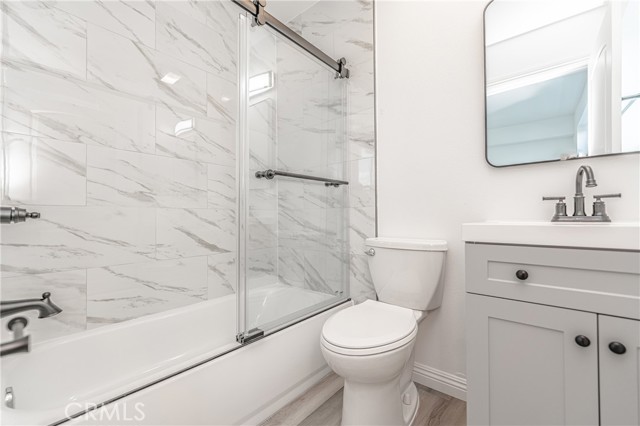 Detail Gallery Image 18 of 72 For 3653 Halldale Ave, Los Angeles,  CA 90018 - – Beds | – Baths