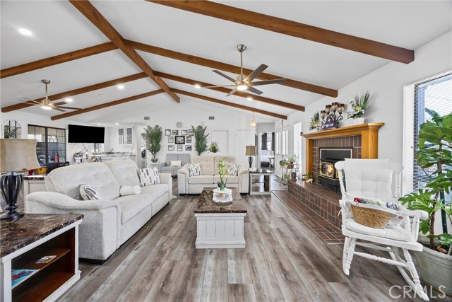 Detail Gallery Image 9 of 42 For 18581 St Andrews Dr, Tehachapi,  CA 93561 - 4 Beds | 3/1 Baths