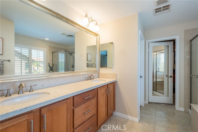 Detail Gallery Image 21 of 34 For 28802 Silversmith, Valencia,  CA 91354 - 4 Beds | 2/1 Baths