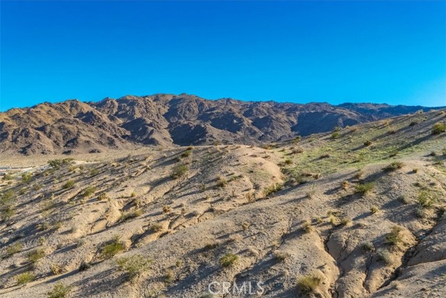 Detail Gallery Image 16 of 18 For 73289 Cactus, Twentynine Palms,  CA 92277 - – Beds | – Baths