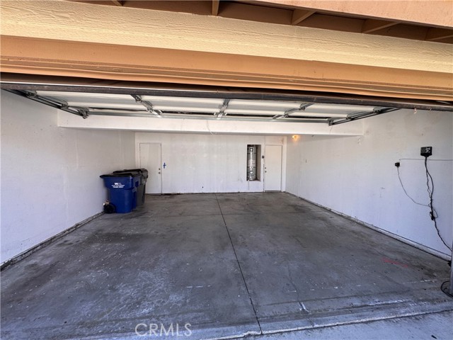 Detail Gallery Image 12 of 44 For 4546 Grandview Dr, Palmdale,  CA 93551 - 3 Beds | 3 Baths