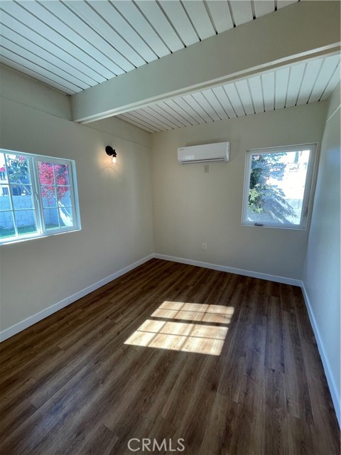 Detail Gallery Image 14 of 26 For 11571 Archwood St, North Hollywood,  CA 91606 - 3 Beds | 2 Baths