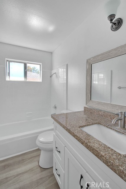 Detail Gallery Image 29 of 41 For 1104 S Mantle Ln 28d,  Santa Ana,  CA 92705 - 2 Beds | 1 Baths