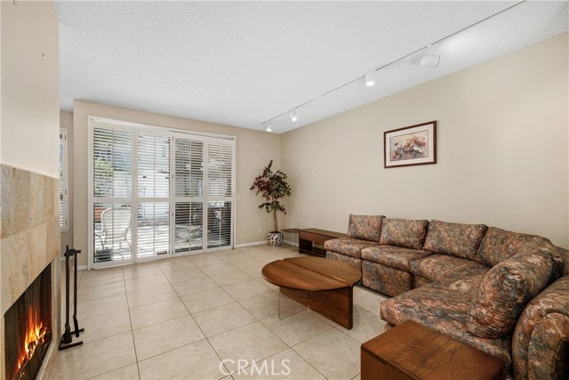 1150 W Capitol Drive, San Pedro CA: https://media.crmls.org/medias/c97a7496-40b7-4991-a090-0e8465b17015.jpg