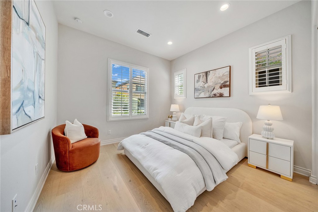 MLS #OC26109455 image #4