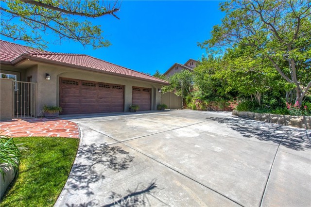 Detail Gallery Image 5 of 56 For 34879 Olive Tree Ln, Yucaipa,  CA 92399 - 3 Beds | 2/1 Baths