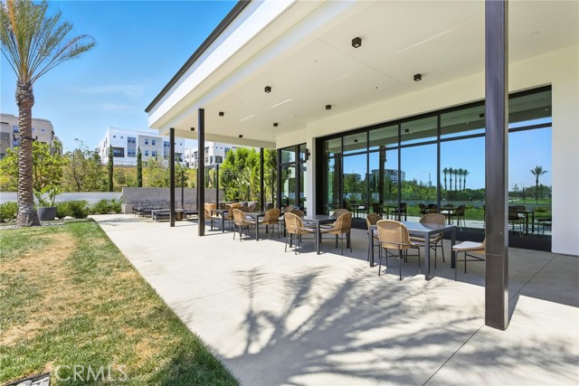 25 Remy Lane, Montebello CA: https://media.crmls.org/medias/c97c967f-8f43-48a6-a1e2-e31629640925.jpg