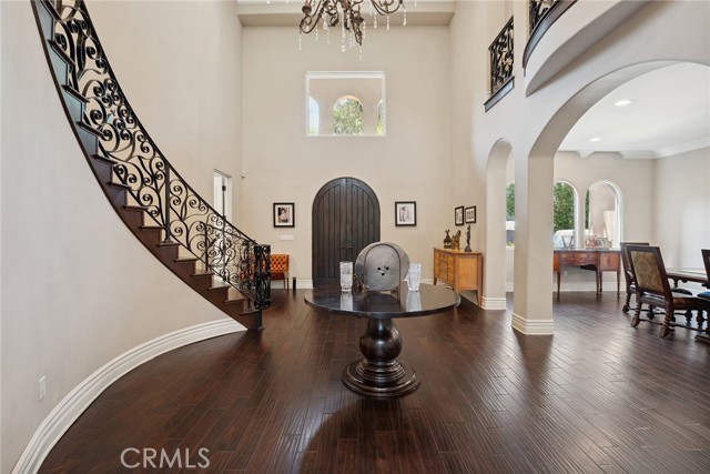 23115 Erwin Street, Woodland Hills CA: https://media.crmls.org/medias/c97d0539-79d8-427a-b01f-8d34c3a3f8f6.jpg