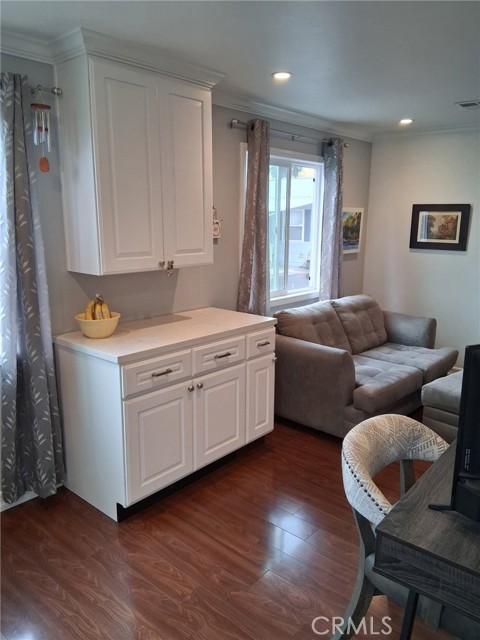 2 Bed Home for Sale in Costa Mesa, California