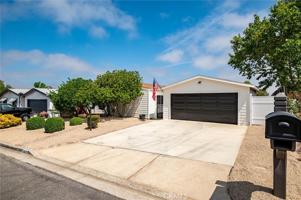 24836 Split Rail Road