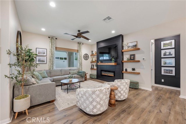 Detail Gallery Image 35 of 75 For 4124 Cameron Way, Corona,  CA 92883 - 3 Beds | 2 Baths