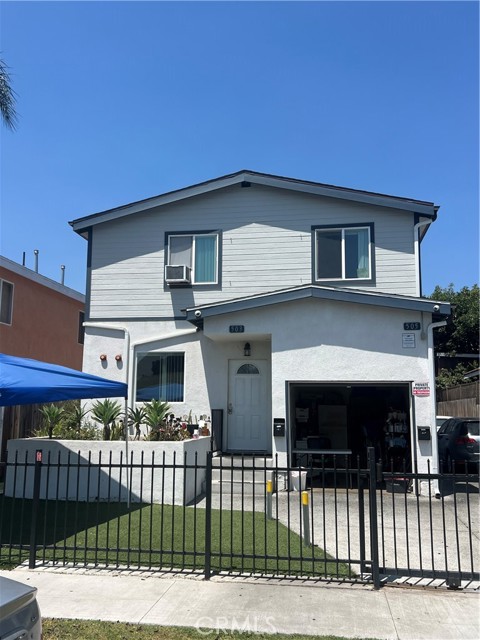 Detail Gallery Image 2 of 3 For 505 E 68th St, Los Angeles,  CA 90003 - – Beds | – Baths