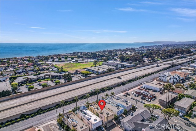 3405 S El Camino Real, San Clemente CA: https://media.crmls.org/medias/c9821822-f6c2-4d29-8f27-ce3cd5e4af7c.jpg
