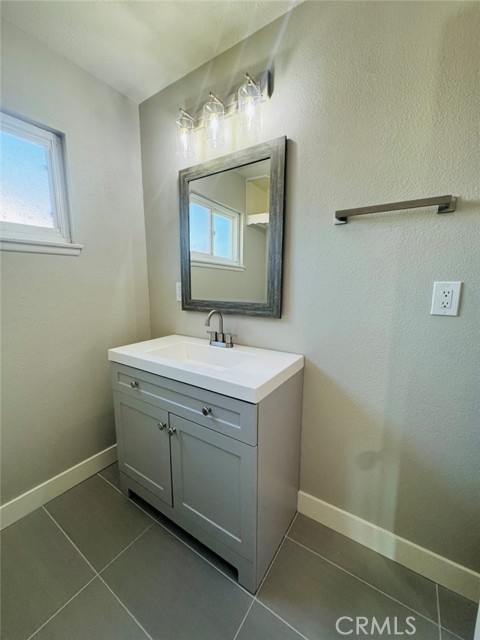 8667 Colorado Avenue, Riverside CA: https://media.crmls.org/medias/c9825547-13a5-47ee-a7fe-909e19be8aad.jpg