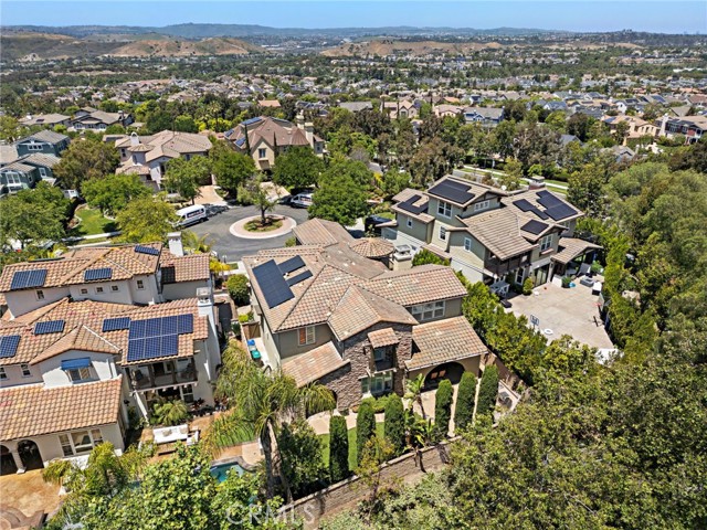 4 Dennis Lane, Ladera Ranch CA: https://media.crmls.org/medias/c9842939-e2d5-48ae-97f7-76a52a47b968.jpg