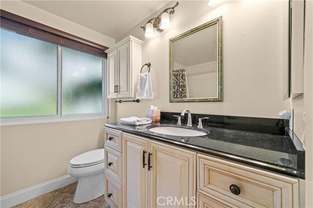 Detail Gallery Image 33 of 41 For 30 Arboles, Irvine,  CA 92612 - 3 Beds | 6 Baths