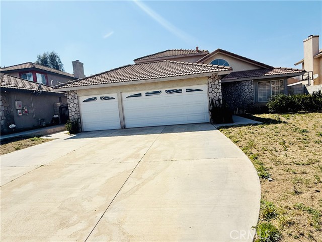 6550 Jewel Street, Jurupa Valley CA: https://media.crmls.org/medias/c985394d-f040-48db-b37b-729b51338dde.jpg