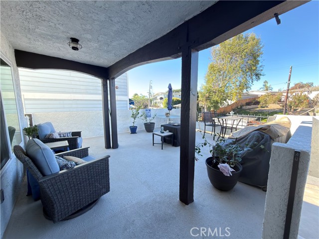 Detail Gallery Image 4 of 14 For 215 W Canada #B,  San Clemente,  CA 92672 - 2 Beds | 1 Baths
