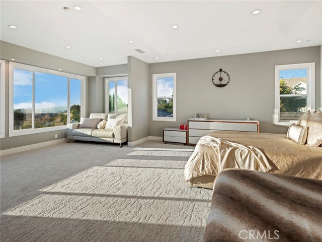 Detail Gallery Image 17 of 49 For 3111 Gardenia, Yorba Linda,  CA 92886 - 6 Beds | 7/1 Baths
