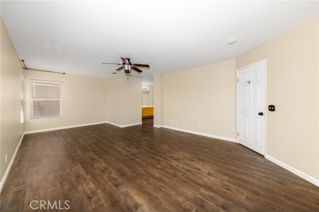 23306 Daisy Drive, Corona CA: https://media.crmls.org/medias/c985a2d0-49f8-45b9-b7ae-5d9c551333c7.jpg