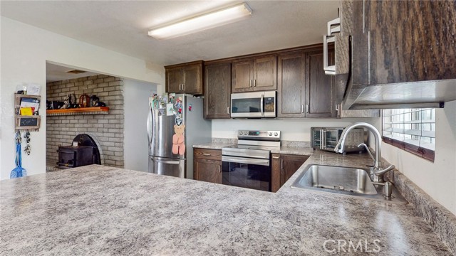 Detail Gallery Image 7 of 21 For 4229 County Rd M, Orland,  CA 95963 - 3 Beds | 2 Baths