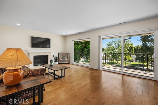 3330 Bahia Blanca E.,, Laguna Woods CA: https://media.crmls.org/medias/c9864552-75de-4958-9fb6-8f3af536e0cd.jpg