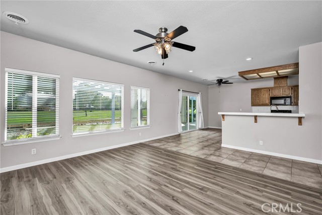 18579 Hidden Valley Road, Hidden Valley Lake CA: https://media.crmls.org/medias/c986be1c-e964-4e76-8e2a-b318c9ed9550.jpg