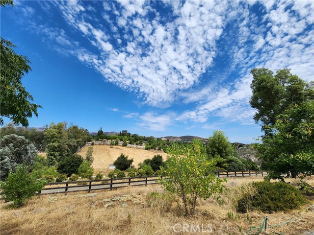 Detail Gallery Image 34 of 34 For 39450 Avenida Bizaro, Murrieta,  CA 92562 - 4 Beds | 2/1 Baths