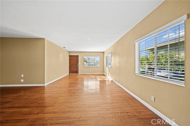 Detail Gallery Image 4 of 29 For 247 W Arlight St, Monterey Park,  CA 91754 - 3 Beds | 2 Baths