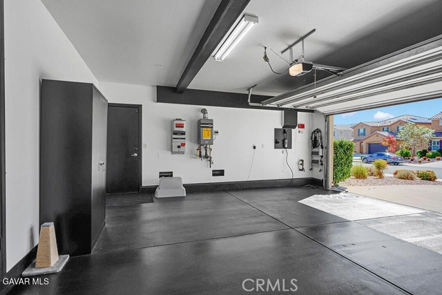 2727 Goldenrain Street, Palmdale CA: https://media.crmls.org/medias/c9892223-4106-4c90-83dc-d33f7bfa7339.jpg